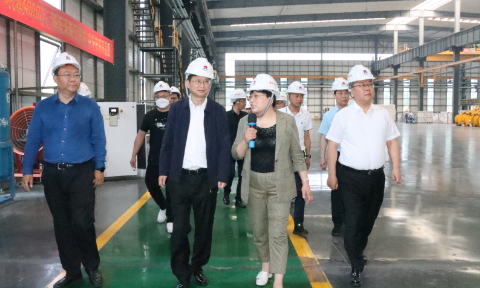 貴陽市政協副主席、清鎮市委書記付濤一行到明泰鋁業考察