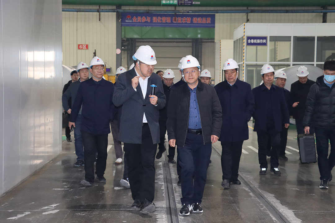 西峽縣領導一行到明泰鋁業(yè)參觀考察